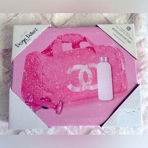 NWT Designer Inspired Wall Art